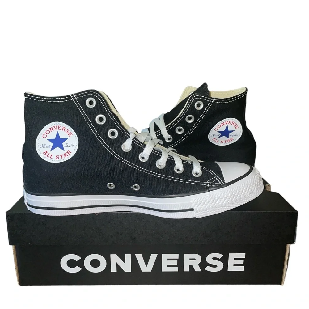 ❇️NWT❇️ Converse Chuck Taylor
High-Top Sneakers - Picture 4 of 10
